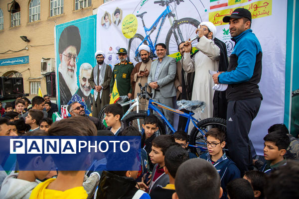 همایش دوچرخه‌سواری در آستانه 13 آبان