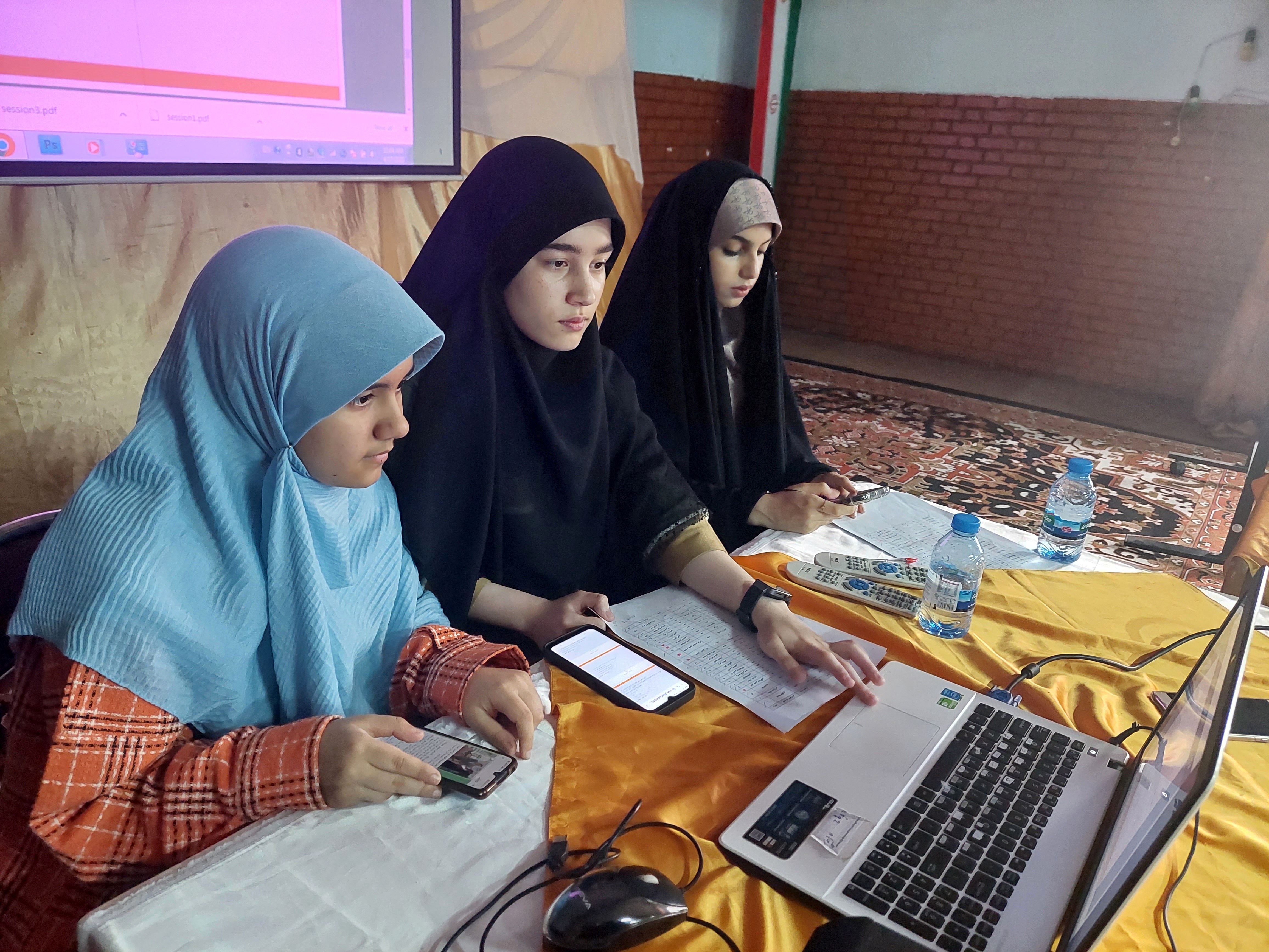 دوره آموزش خبرنگاری ویژه دانش‌آموزان ناحیه۲ مشهد