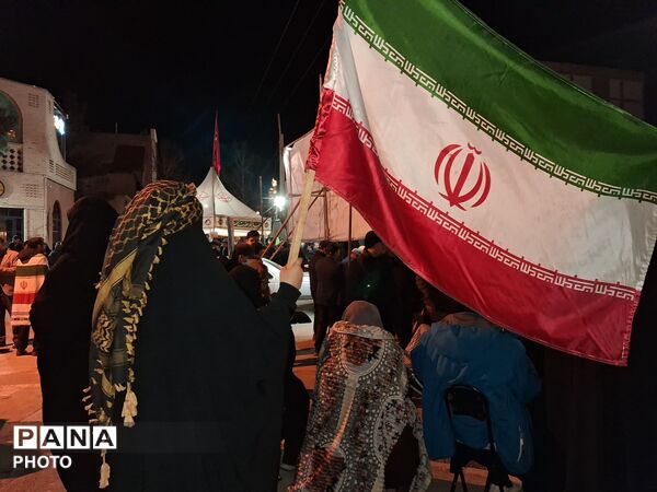 اجتماع مردمی در بیست و چهارمین شب در حمایت از جبهه حق در بلوار فضل نیشابور