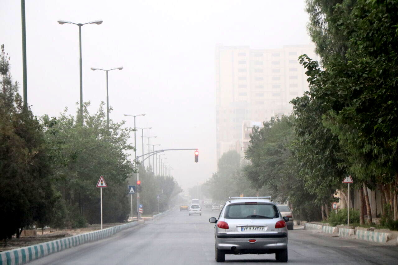 وزش باد شدید و خیزش موقت گردو خاک در برخی نقاط کشور