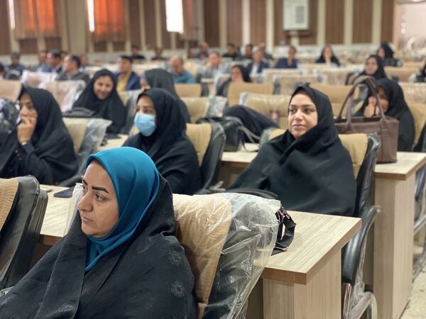 همایش مدیران مدارس شهرستان مه‌ولات در آستانه هفته بزرگداشت مقام والای معلم