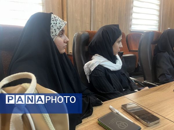 برگزاری نشست شورای دانش‌آموزی استان البرز