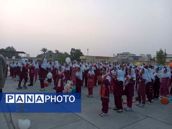 جشن «هفته سلامت روان» در مدرسه شهید سمیه میناب