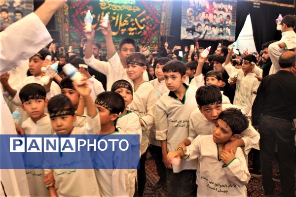 جلوه‌های باشکوه عزاداری روز عاشورا در قم