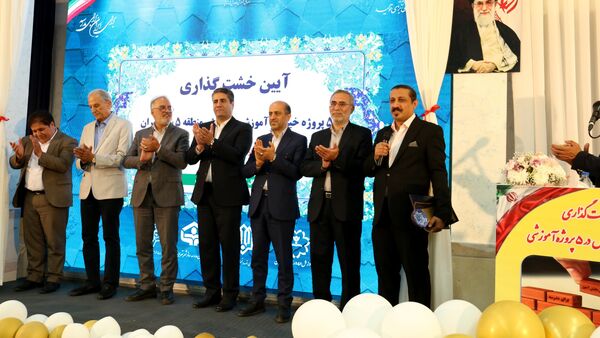 خشت گذاری ۵ پروژه‌ عمرانی منطقه ۵ آموزش و پرورش شهر تهران
