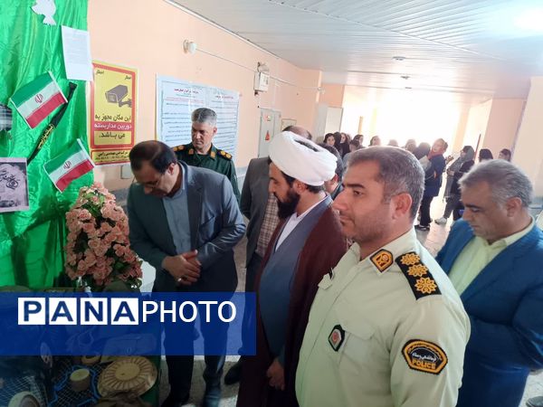 مراسم گرامیداشت هفته دفاع مقدس و آغاز سال تحصیلی جدید، در مدارس شهرستان چرداول 