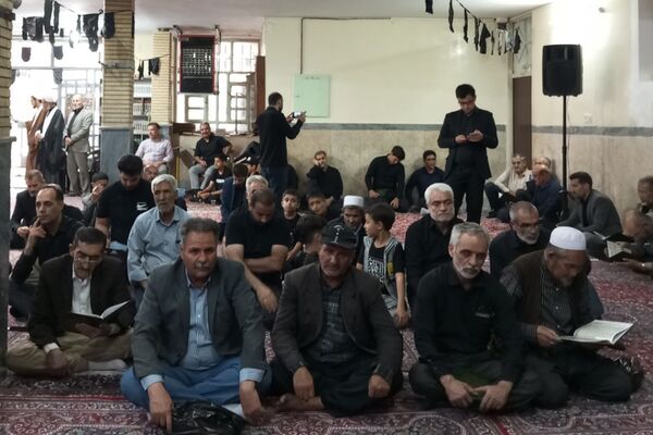 اجتماع مردم در مراسم بزرگداشت شهادت سید‌الشهدا خدمت و شهدا همراه در نصیر شهر