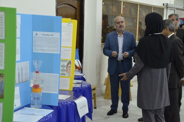 افتتاح نمایشگاه پژوهش های دانش آموزی در چارچوب جشنواره جابر بن حیان 