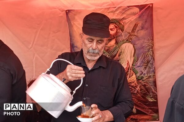 عطر محرم در خیابان‌ها