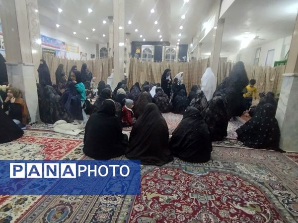 جشن شب ولادت حضرت مهدی عج‌ در روستای مهدی آباد خلیل آباد