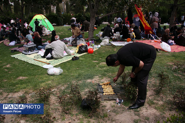 ۱۳ فروردین روز دوستی با طبیعت