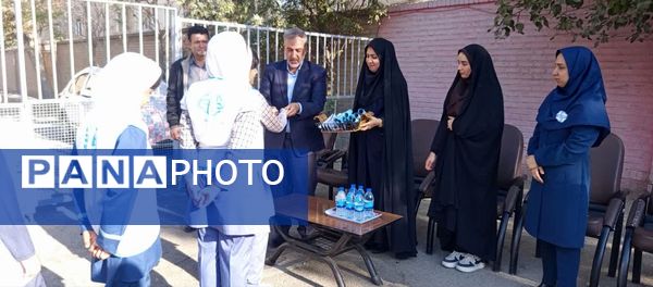 آیین افتتاحیه طرح سفیران سلامت در ناحیه یک شهرستان بهارستان 