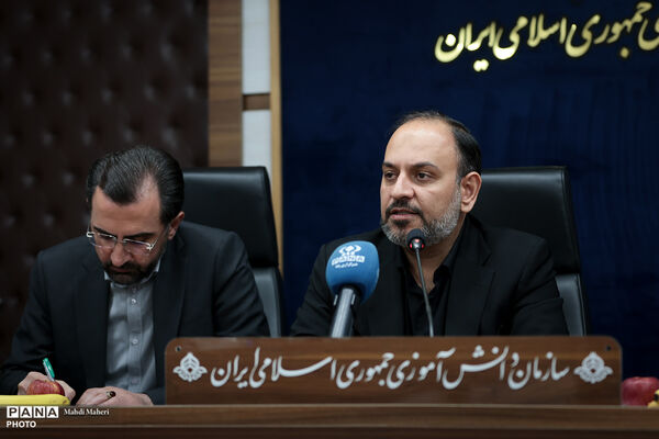 مراسم تکریم  و معارفه قائم‌مقام سازمان دانش‌آموزی