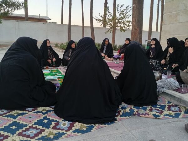 برگزاری ختم صلوات در پارک بانوان قائم شهرستان کاشمر