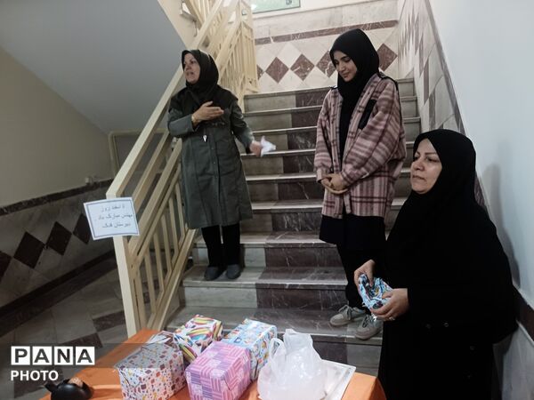 تقدیر از مهندسان آینده در دبیرستان فدک