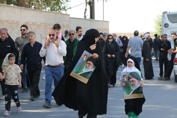 جلوه‌هایی از حضور نوجوانان در مراسم سالگرد ارتحال امام خمینی(ره)