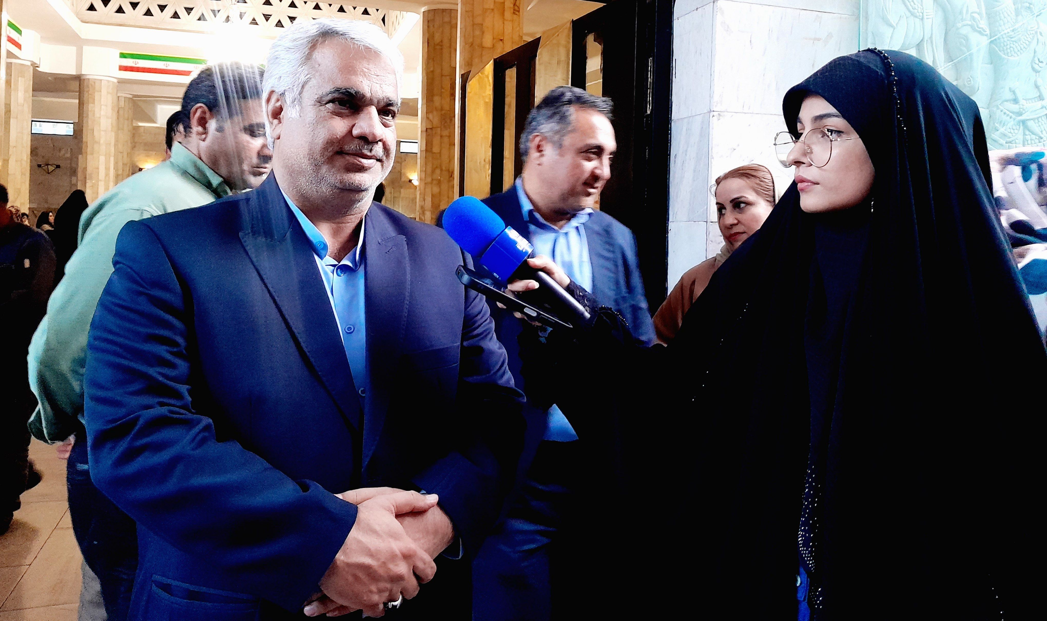 شاعران خراسان در ترویج و گسترش شعر و ادب پارسی نقش مهمی ایفا می کنند
