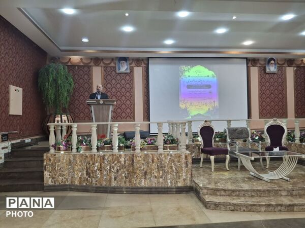  مدیران ابتدایی و مسئولان منطقه ۴ به استقبال سال تحصیلی رفتند