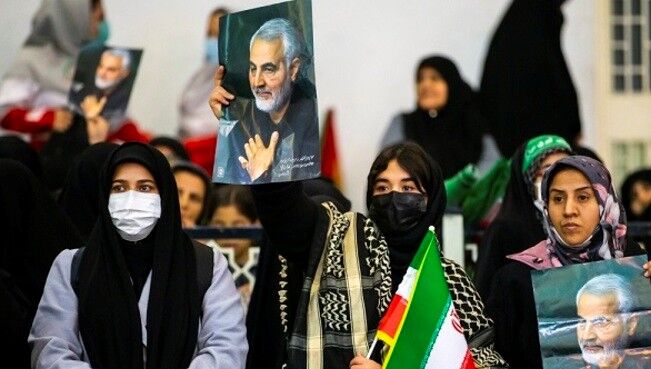 حاج قاسم برای ما فقط یک فرمانده نبود،یک الگو برای زندگی است