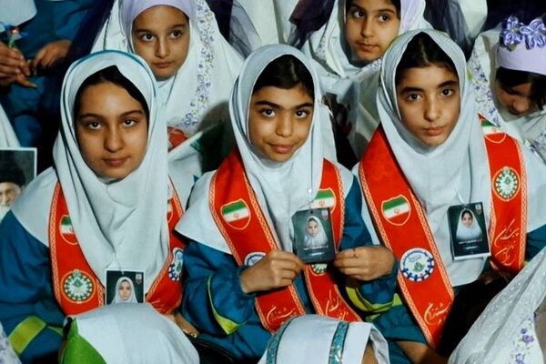 اجتماع دختران خورشید در گلوگاه 