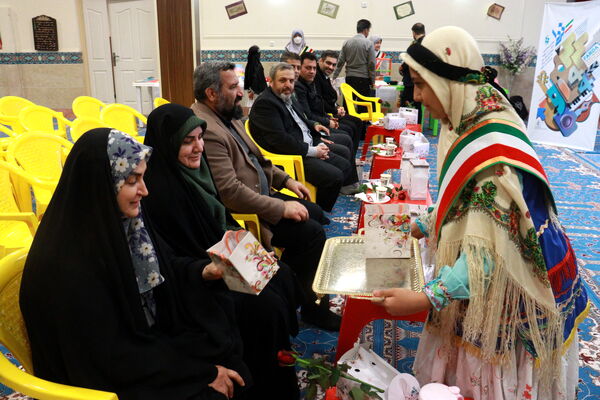 جشنواره «ماها»؛ نمایش یکپارچه توانمندی‌های هنری و تربیتی دانش‌آموزان منطقه ۱۴