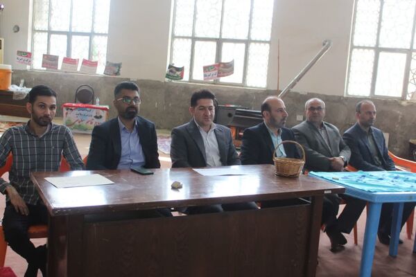 بزرگداشت مقام معلم در نماز جمعه گلوگاه 