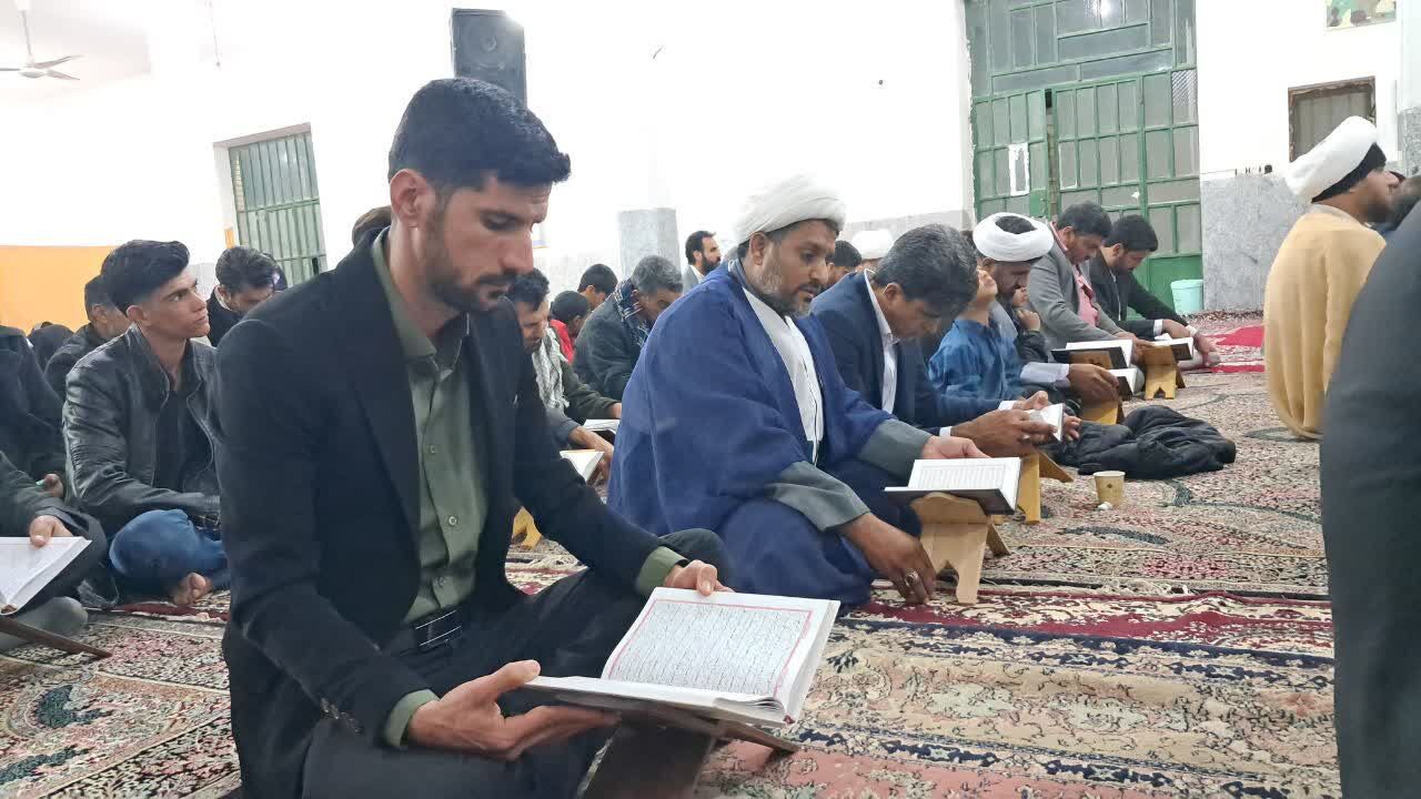 محفل انس با قرآن کریم در فهرج