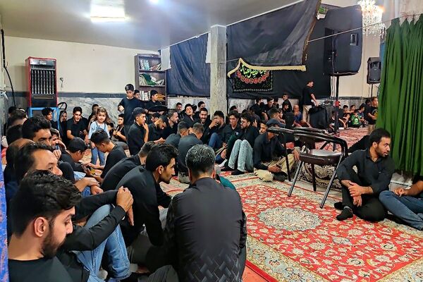 مراسم عزاداری شب تاسوعای حسینی در مسجد جامع شهر بار