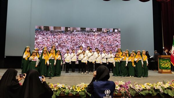 اختتامیه جشنواره فرهنگی هنری فردا، پرسش مهر و مسابقات قرآن عترت و نماز
