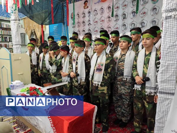 صغاد در سوگ و افتخار شهدا؛ مسجدالنبی میزبان یادواره‌ای معنوی