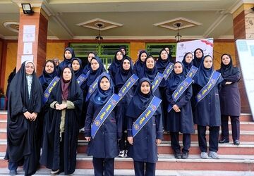 برگزاری انتخابات همیار مشاور در دبیرستان حضرت ولی‌عصر(عج) ناحیه یک شهرری