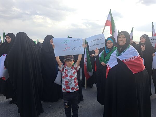 فریاد حمایت برای تحقق شکوه وطن در فناوری هسته‌ای
