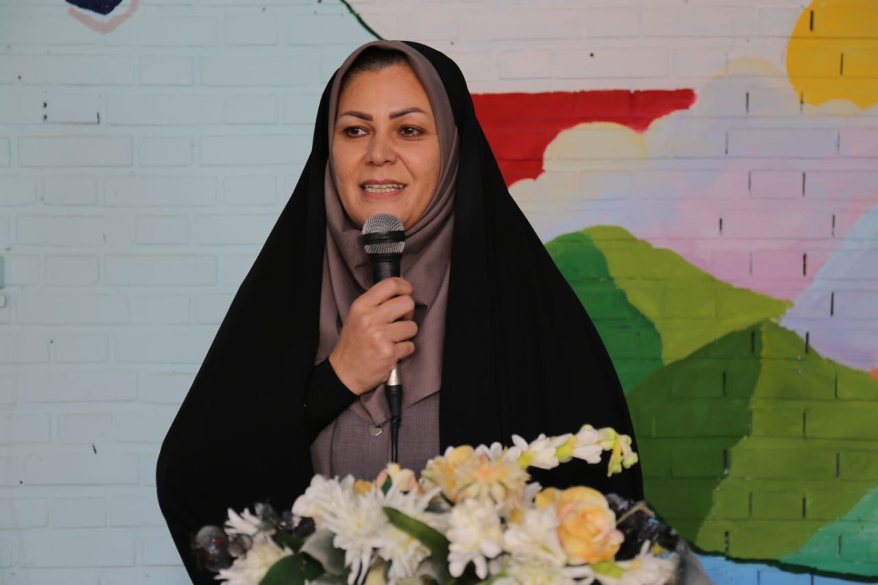 مادر سالم، الگوی دختر سالم است