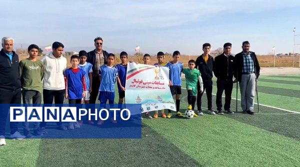 افتتاحیه مسابقات مینی فوتبال جام مسجد و محلات کاشمر