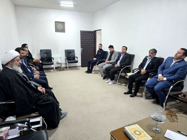 دیدار تمامی مسئولان ساوجبلاغ با امام جمعه 