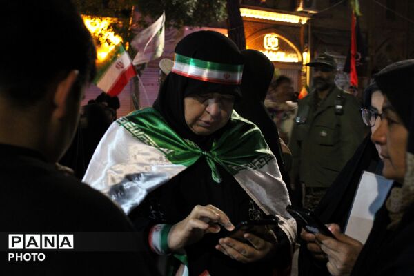شبی که دل‌ها در حسینیه امام خمینی به هم پیوست
