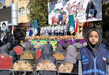 همدردی دانش‌آموزان آباده با کودکان بی‌دفاع فلسطین و غزه در 13 آبان