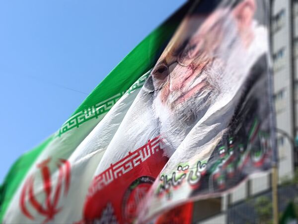 راهپیمایی جمعه خشم و نصر با حضور پرشور مشهد مقدس برگزار شد