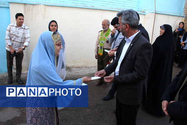 آیین جشن عاطفه‌ها در دبستان ولایت سمنان 