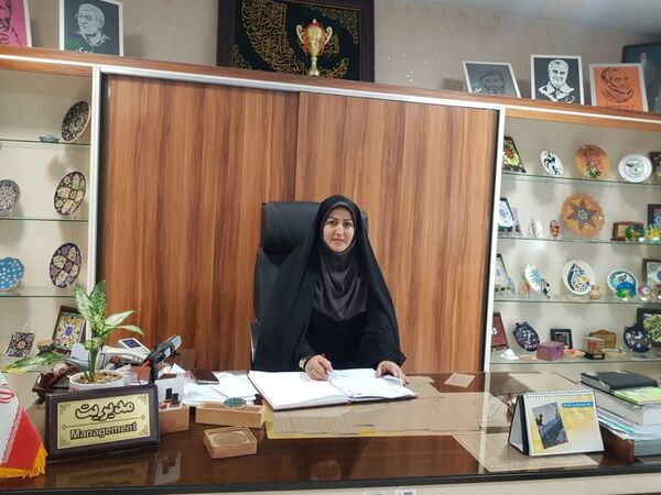 بازارچه مشاغل در هنرستان سمیه 