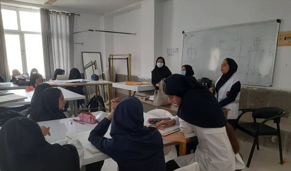 هفته بهداشت روان هنرستان زهرای مرضیه حاجی‌آباد