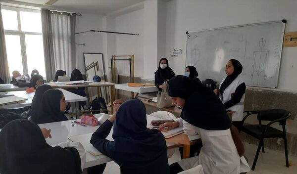 هفته بهداشت روان هنرستان زهرای مرضیه حاجی‌آباد