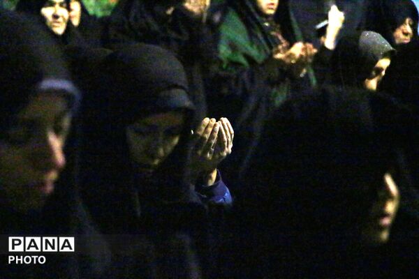 نماز استغاثه امام زمان(عج) برای پیروزی جنگ حق علیه باطل