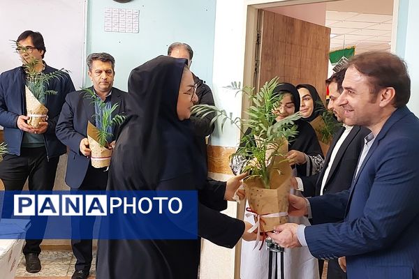 گردهمایی نمایندگان مدیران مناطق شهرستان‌های استان‌‌تهران در بهارستان‌۲