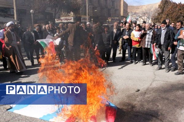 فیروزکوه یکپارچه عشق؛ راهپیمایی ۲۲ بهمن باشکوهترین جلوه وحدت شد