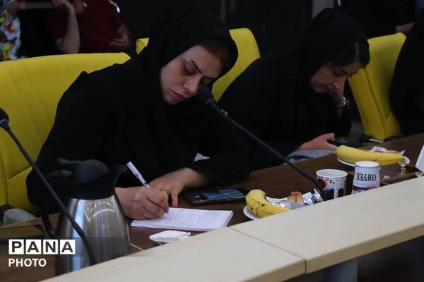 نشست خبری مدیرکل نوسازی، توسعه و تجهیز مدارس آذربایجان‌شرقی 