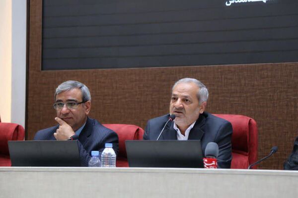 نشست مشترک اعضای شورا و روسای ادارات آموزش و پرورش در استانداری خراسان‌رضوی 