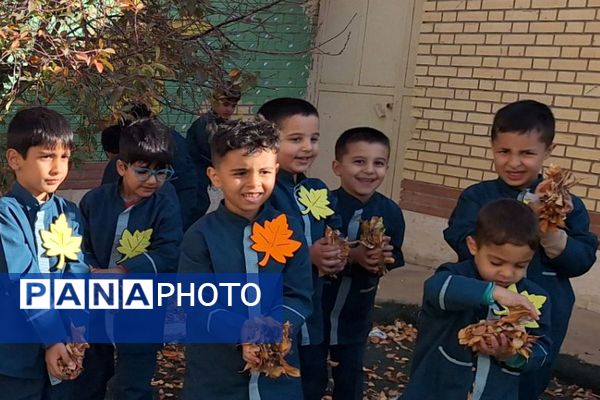 جشن پاییزی دبستان پیامبر اعظم فیروزکوه؛ دنیایی از رنگ و شادی