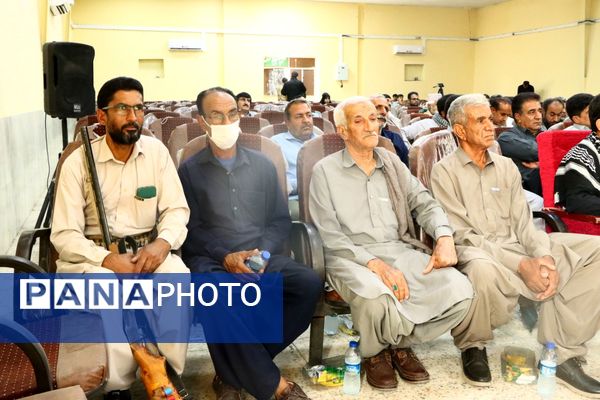 گردهمایی سران طوایف قلعه‌گنج در رزمایش بزرگ «فدائیان ولایت»