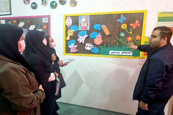 بازدید از وضعیت بهداشت و پایگاه‌های تغذیه سالم مدارس پاکدشت 